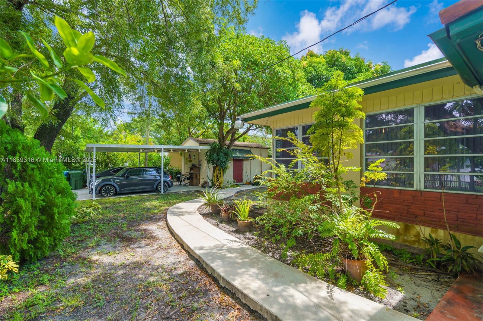 1941 SW 18th St Miami, FL 33145