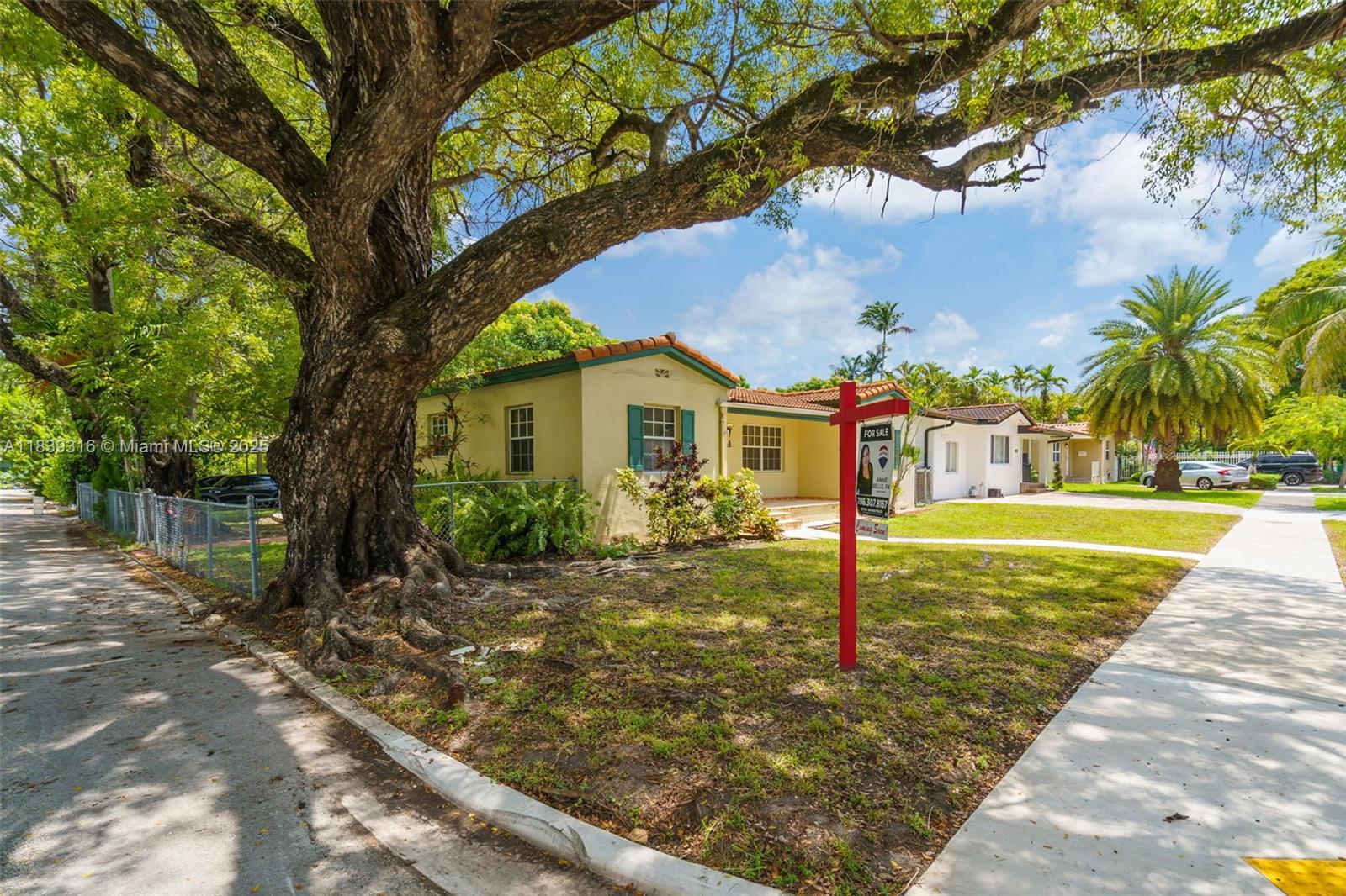 1941 SW 18th St Miami, FL 33145