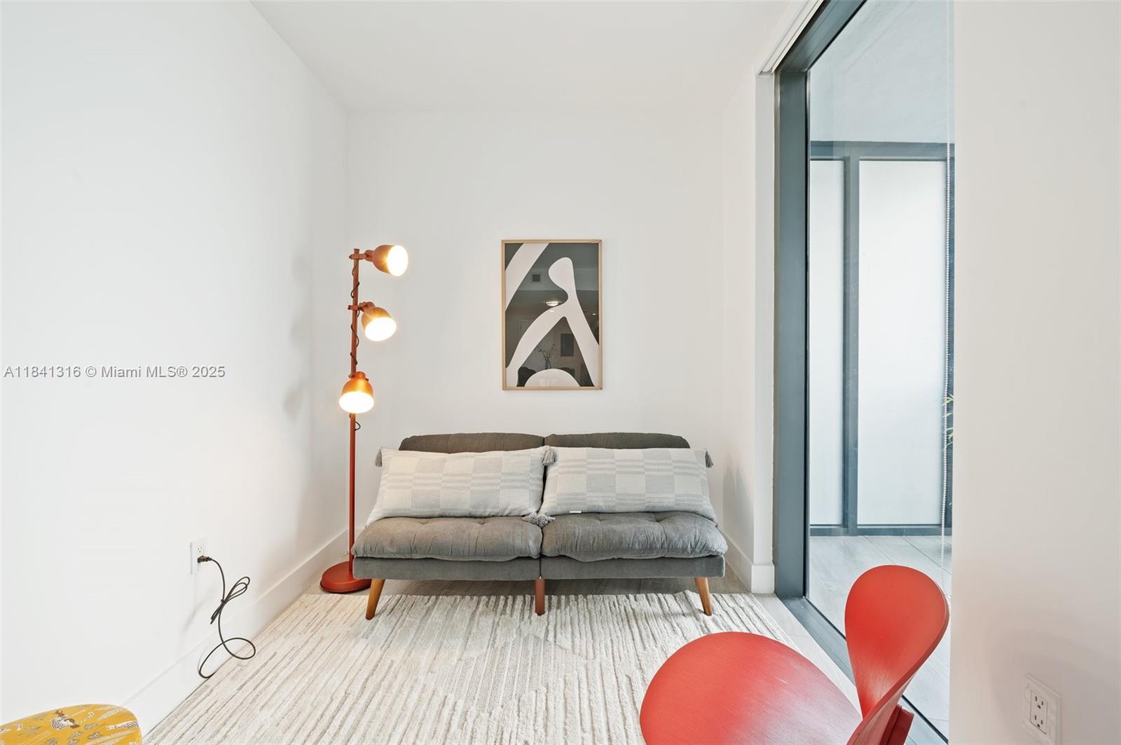 image Hyde Midtown Condo18