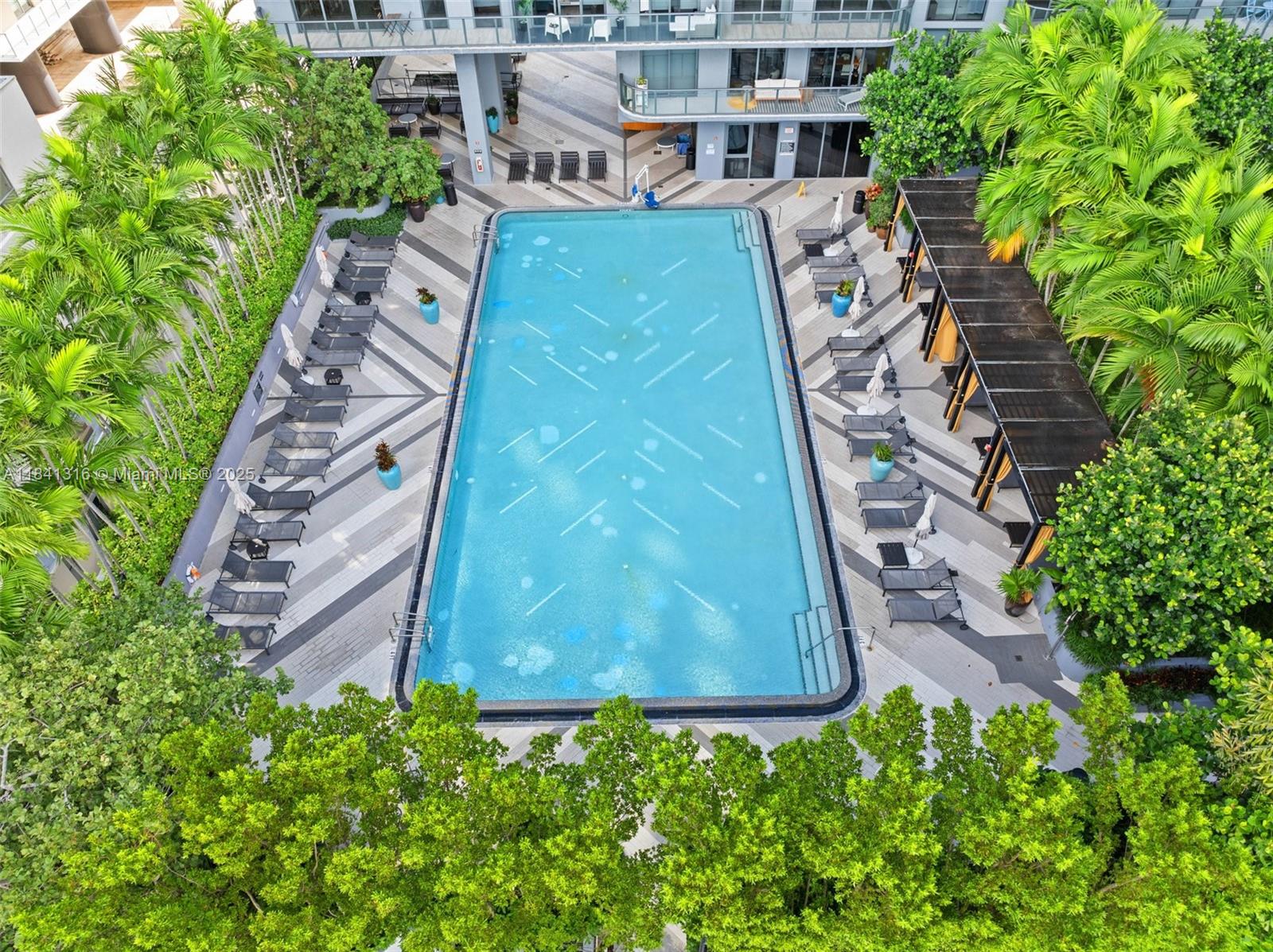image Hyde Midtown Condo32