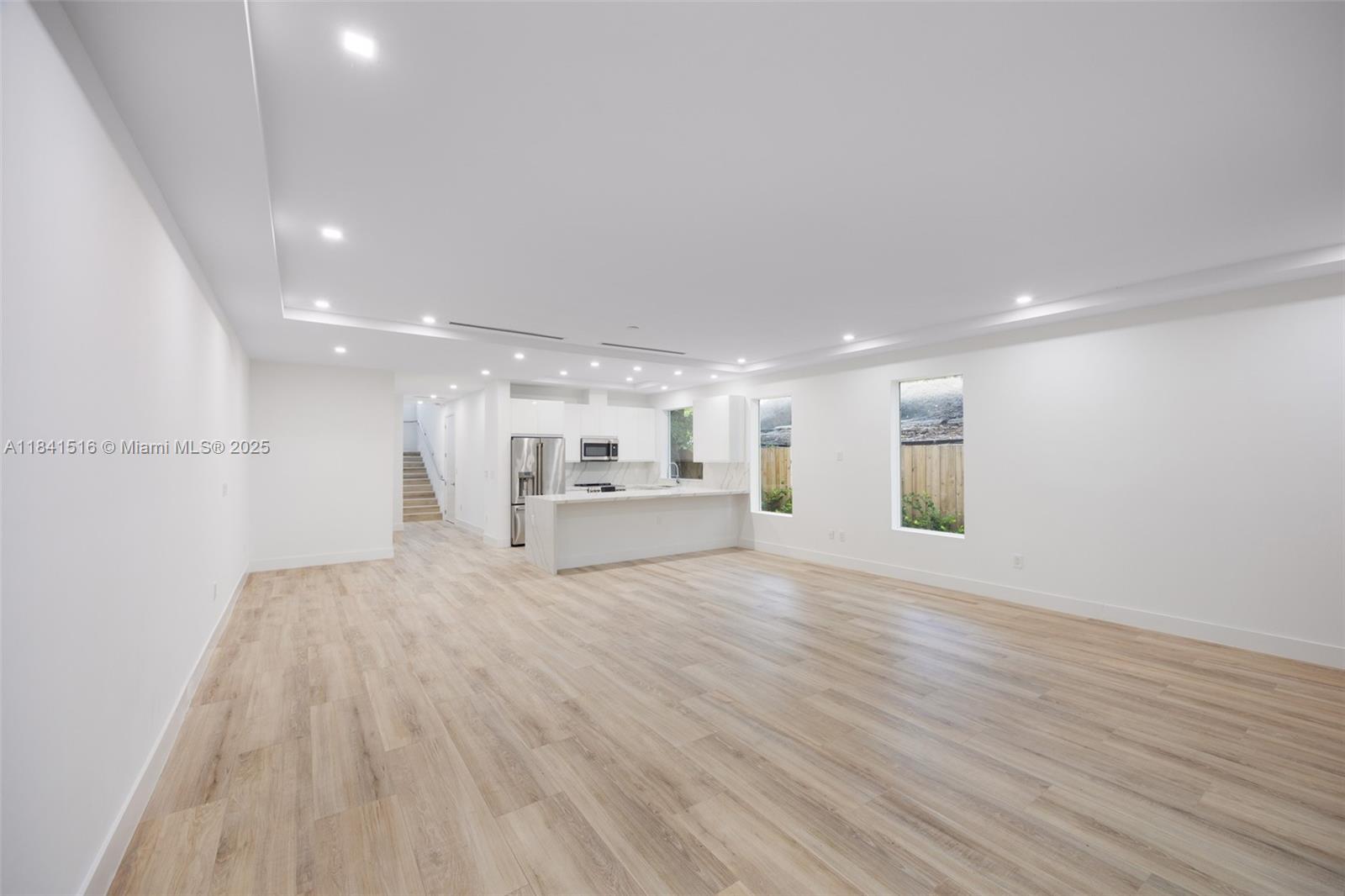 3164 Plaza St Coconut Grove, FL 33133