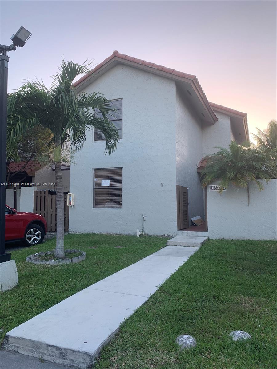 10337 NW 9th St Cir #2-3