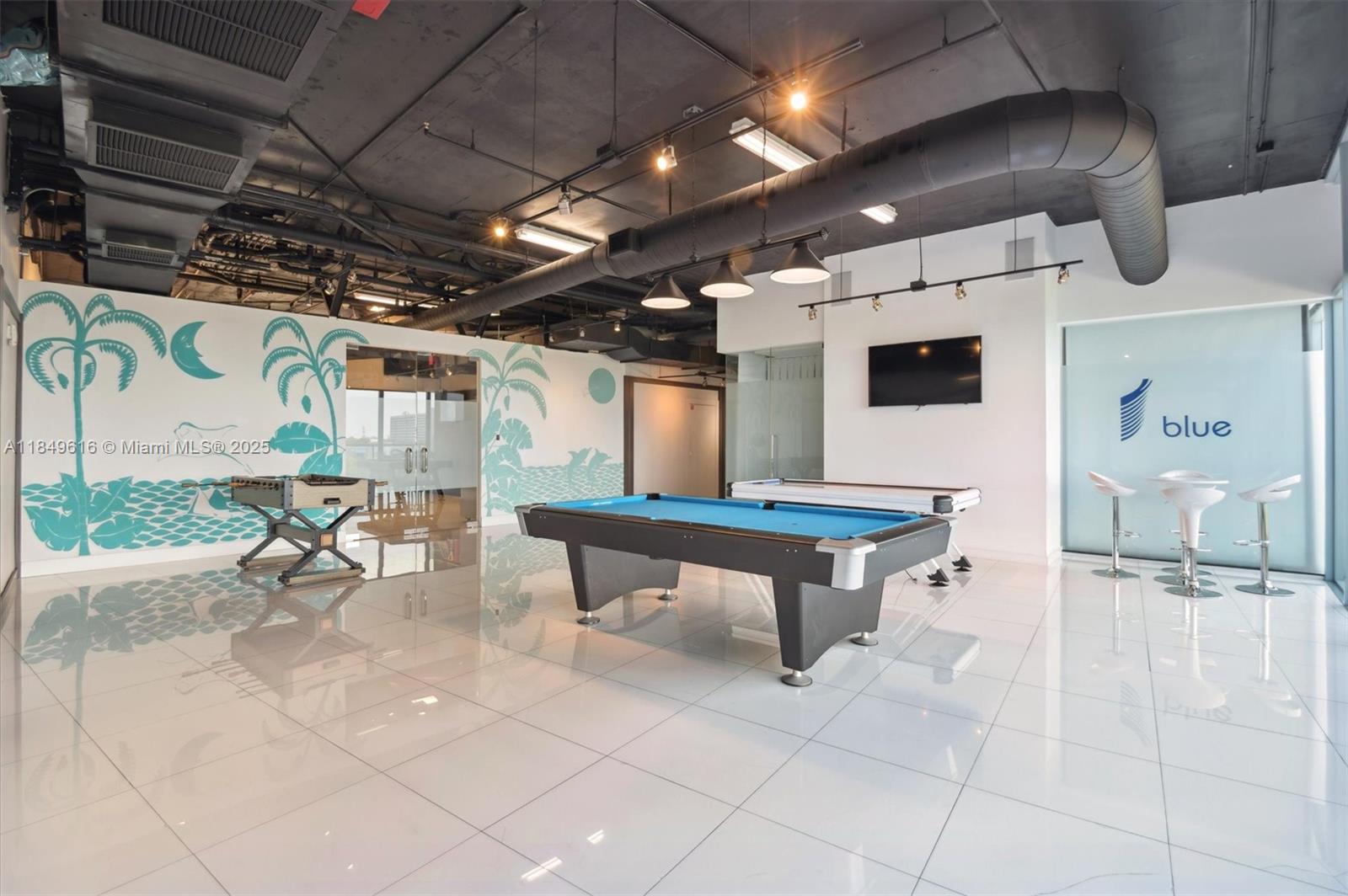 image Blue Condo20