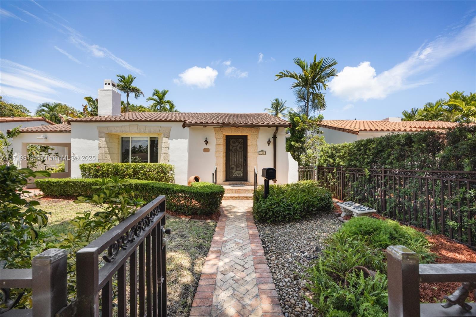 451 SW 25th Rd