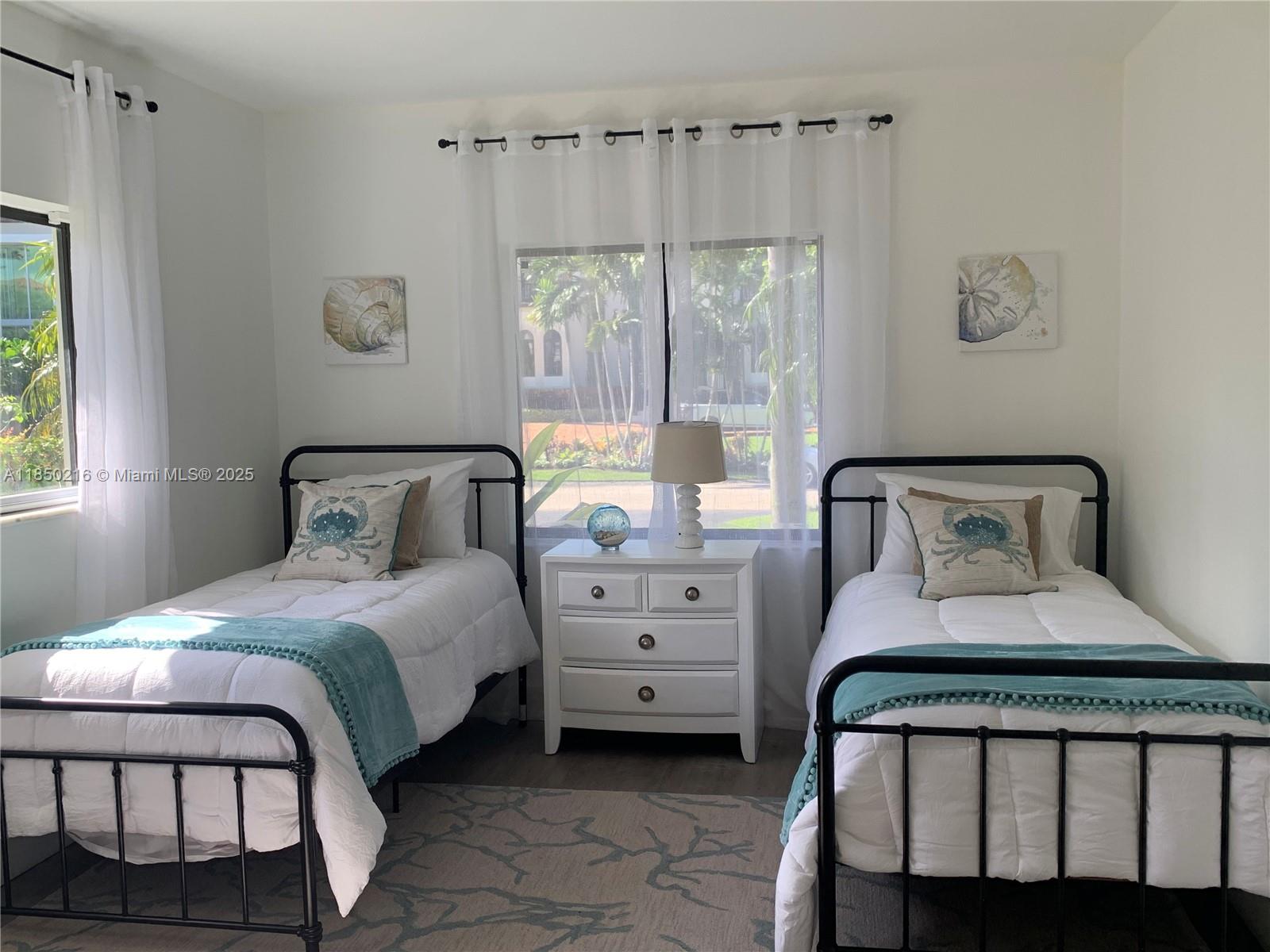 6911 Sunrise Pl Coral Gables, FL 33133 6911 Sunrise Pl Coral Gables, FL 33133