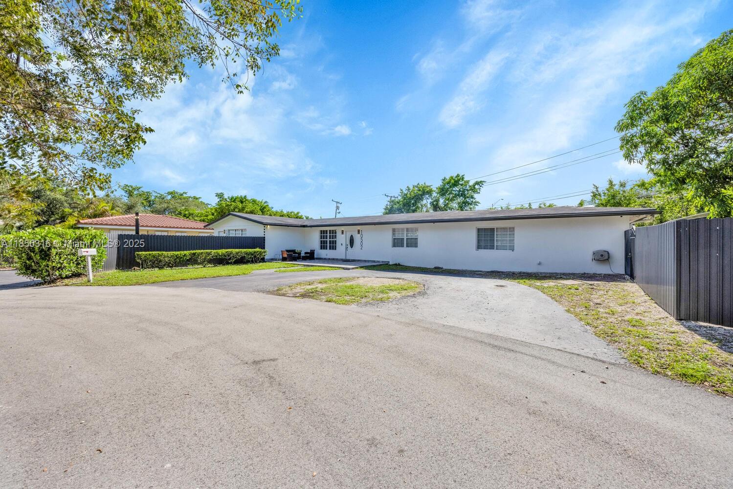 10504 SW 77th Ct
