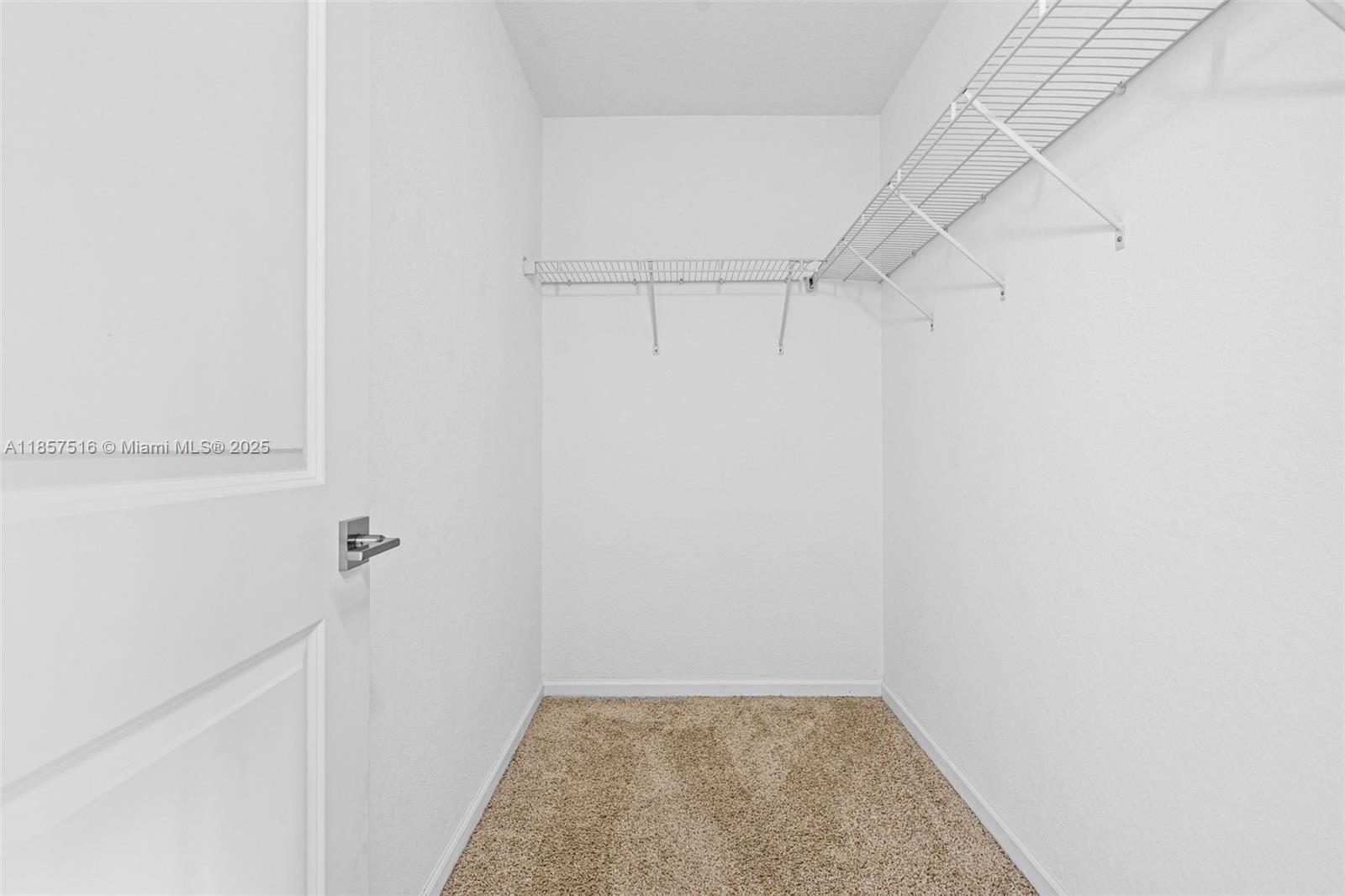 2431 SE 10th Ct,Homestead, FL 33035