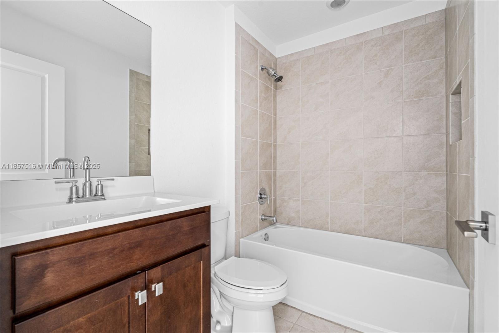 2431 SE 10th Ct,Homestead, FL 33035