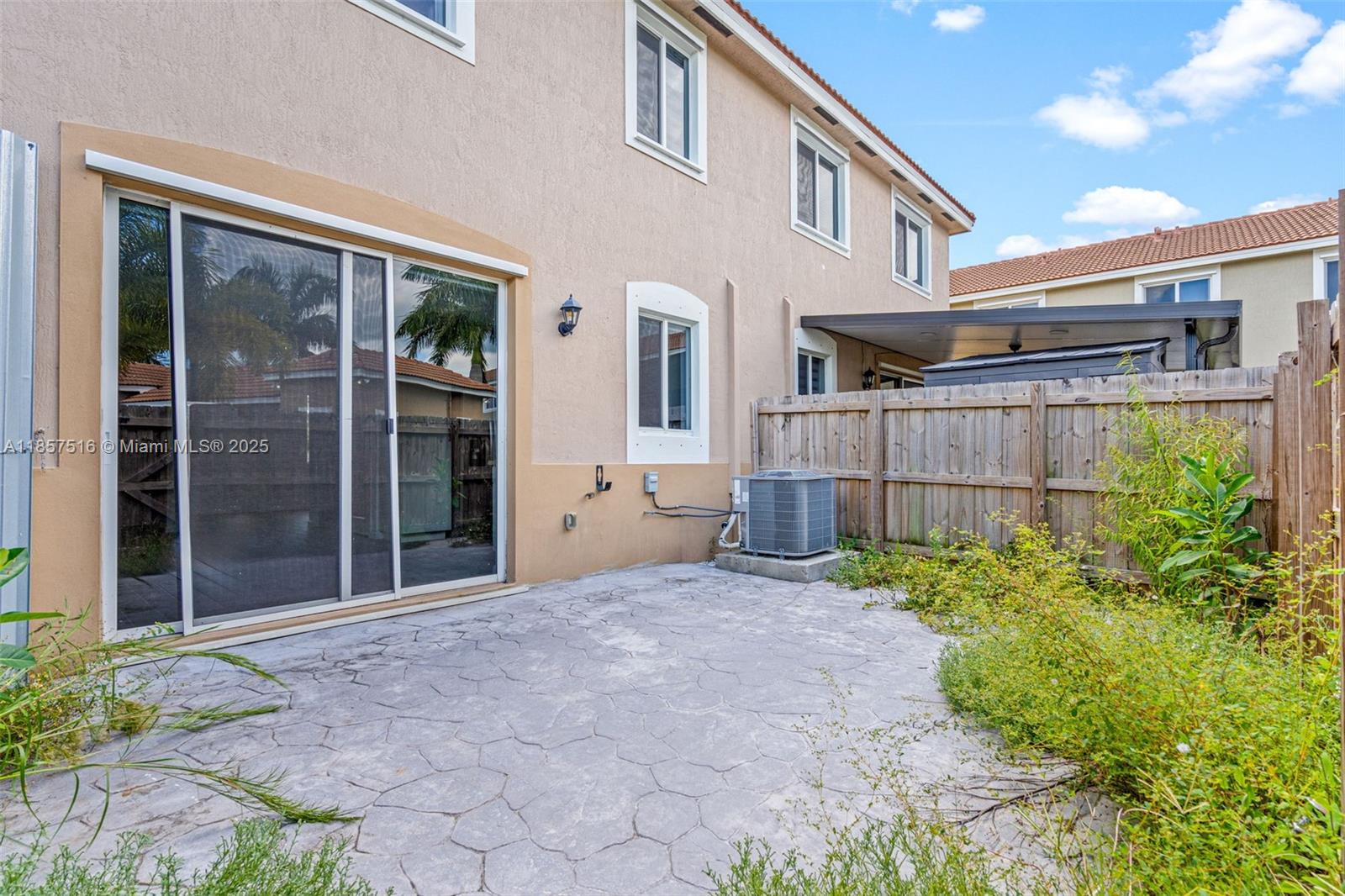 2431 SE 10th Ct,Homestead, FL 33035