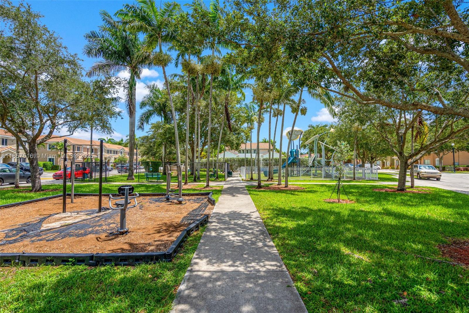 2431 SE 10th Ct,Homestead, FL 33035