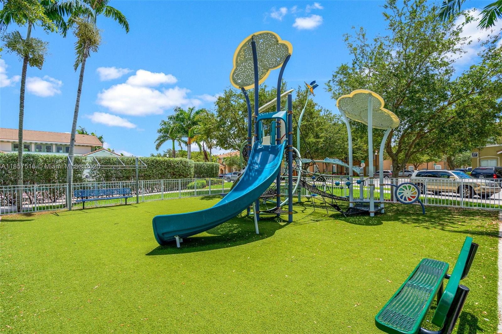 2431 SE 10th Ct,Homestead, FL 33035