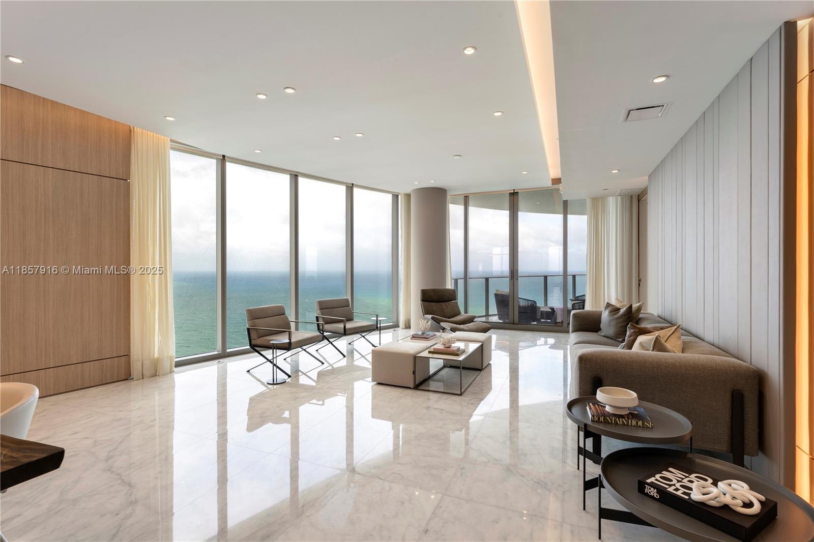 15701 Collins Ave #3901