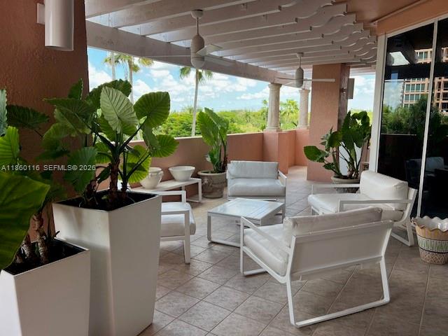 10 Edgewater Dr #4H Coral Gables, FL 33133