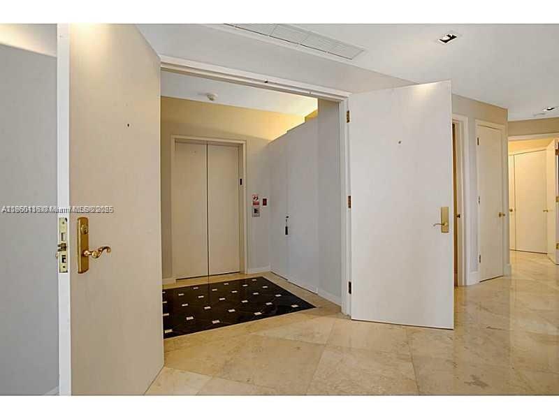 image The Gables Club2