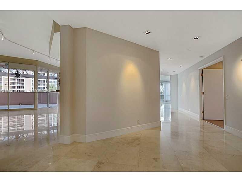 image The Gables Club5