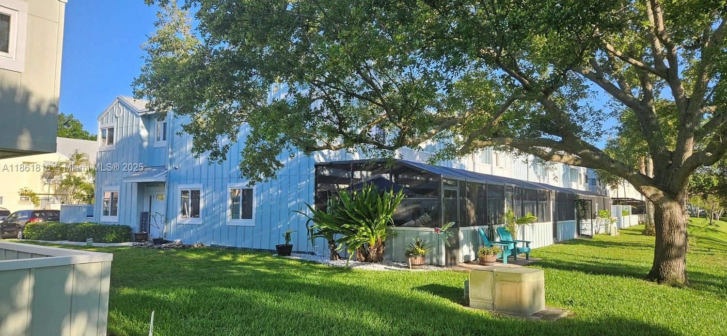 6198 Riverwalk Ln #1 Jupiter, FL 33458