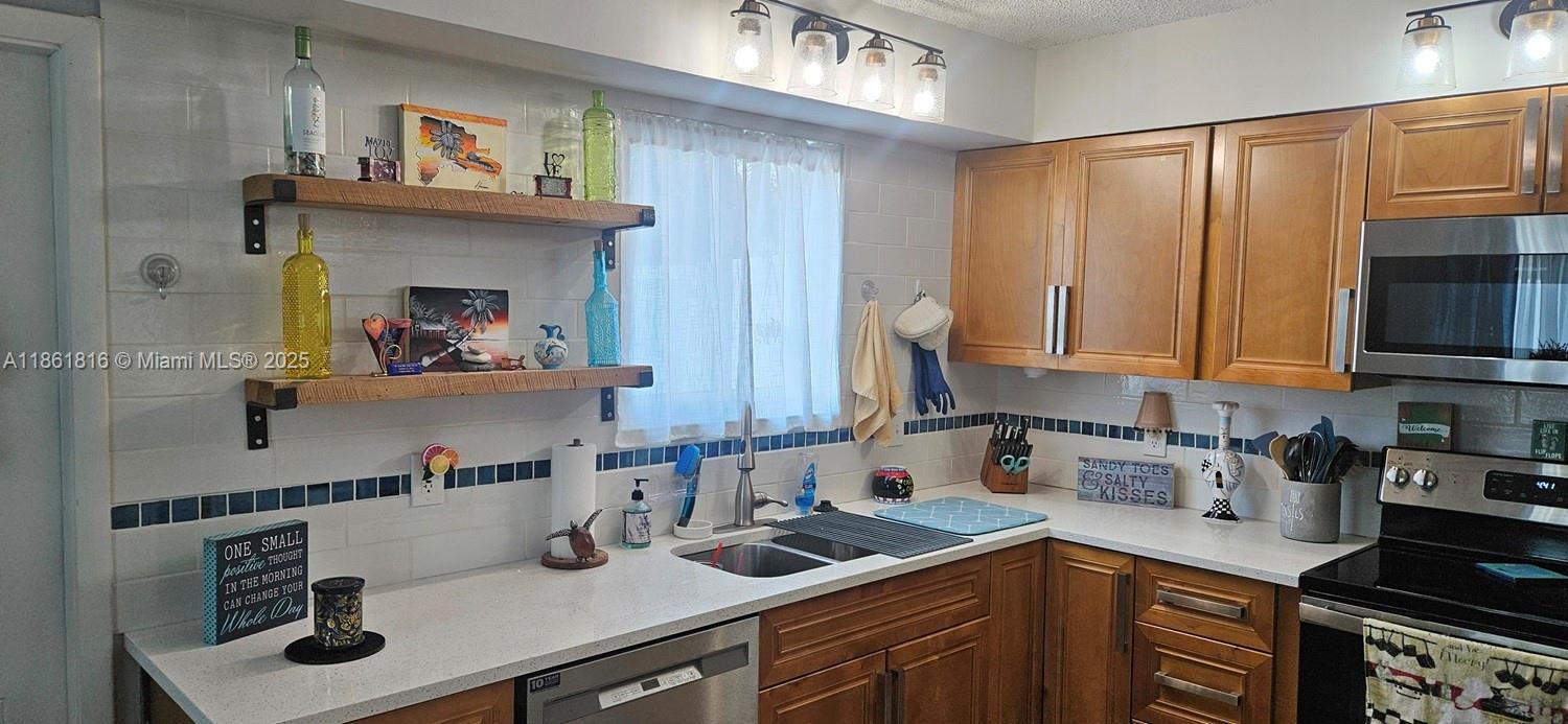 6198 Riverwalk Ln #1 Jupiter, FL 33458