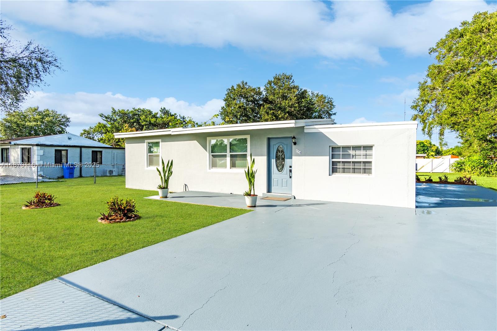 134 Miami Gdns Rd