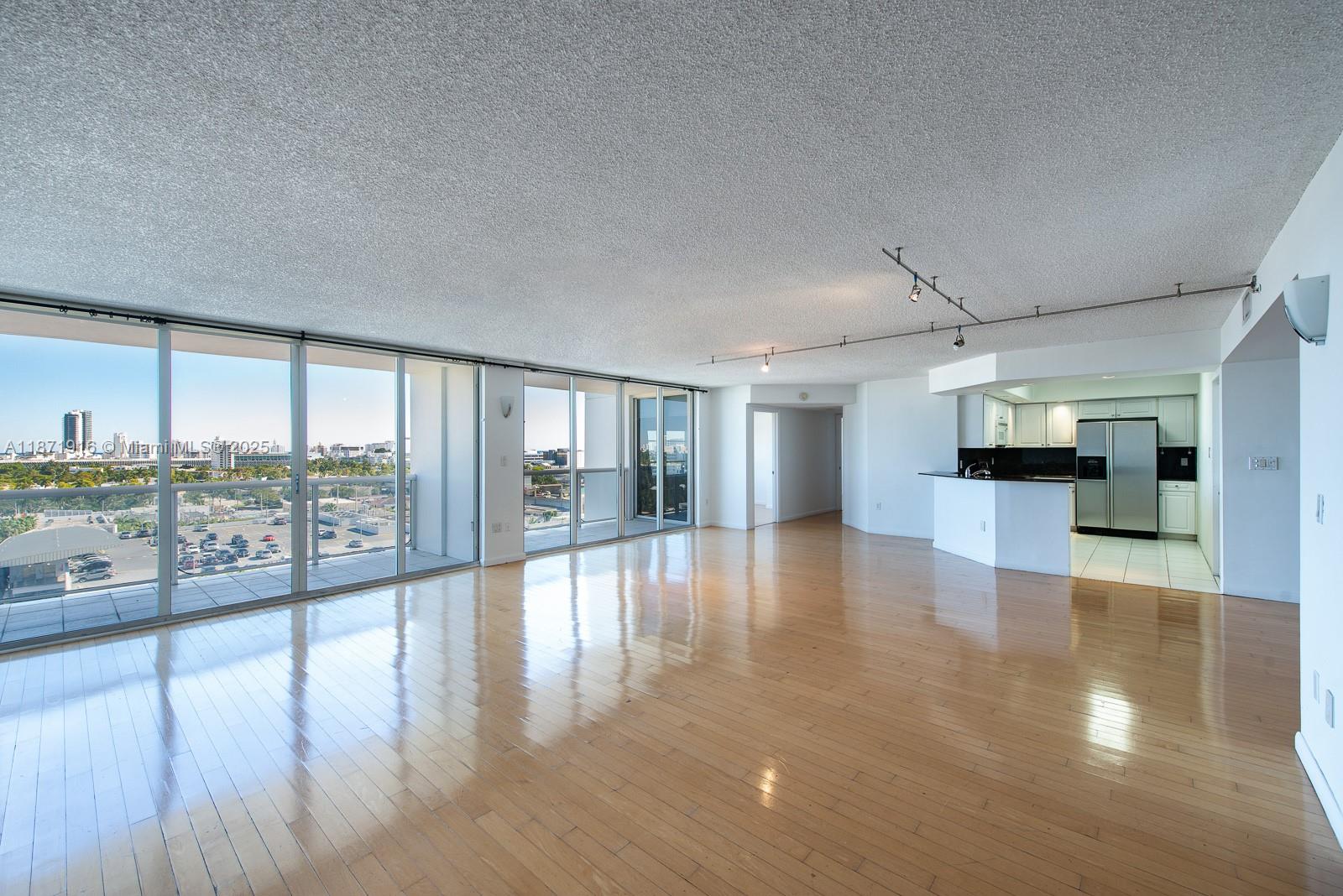 1900 Sunset Harbour Dr #1205/7