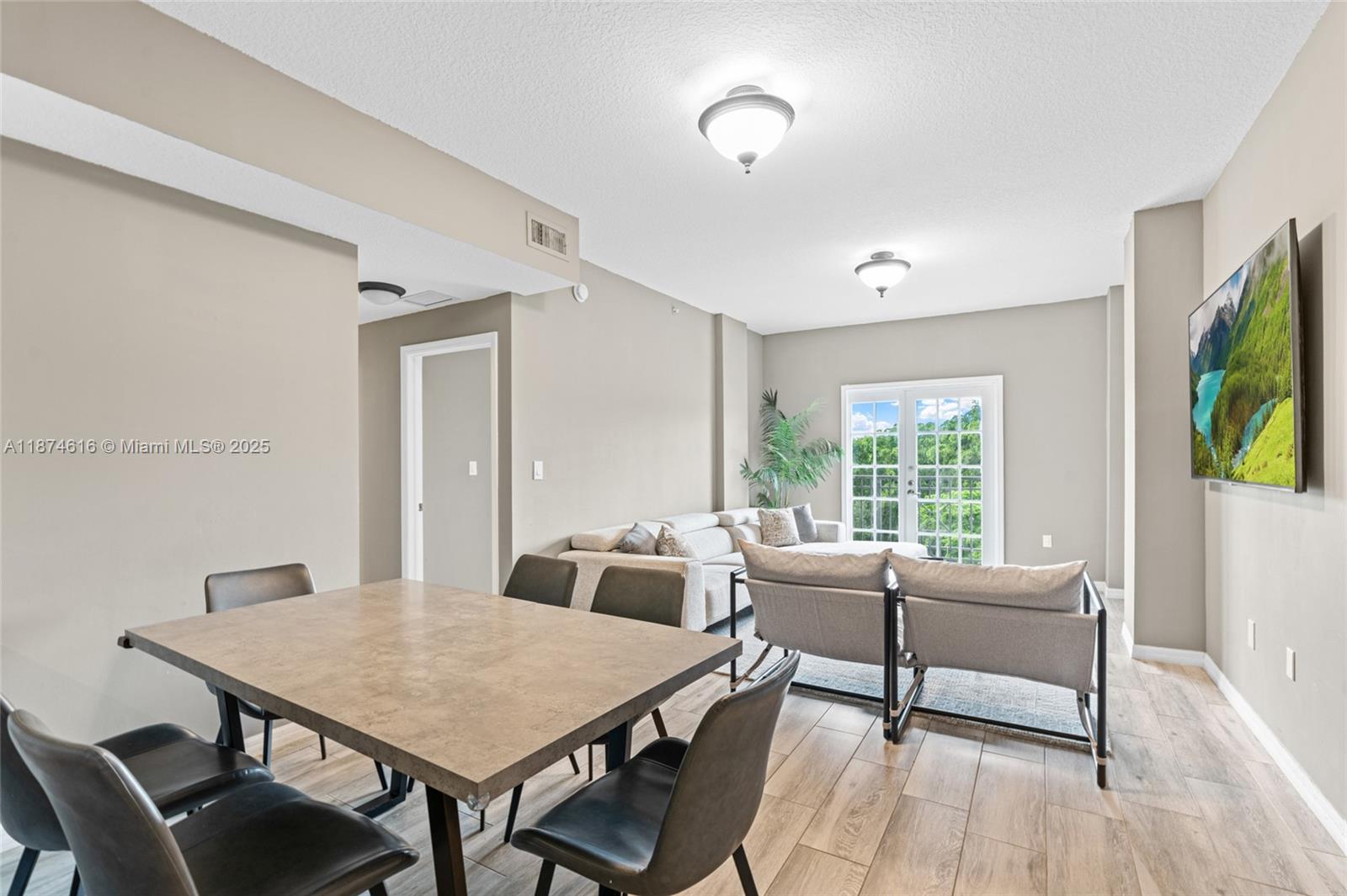 5271 SW 8th St #315 Miami, FL 33134