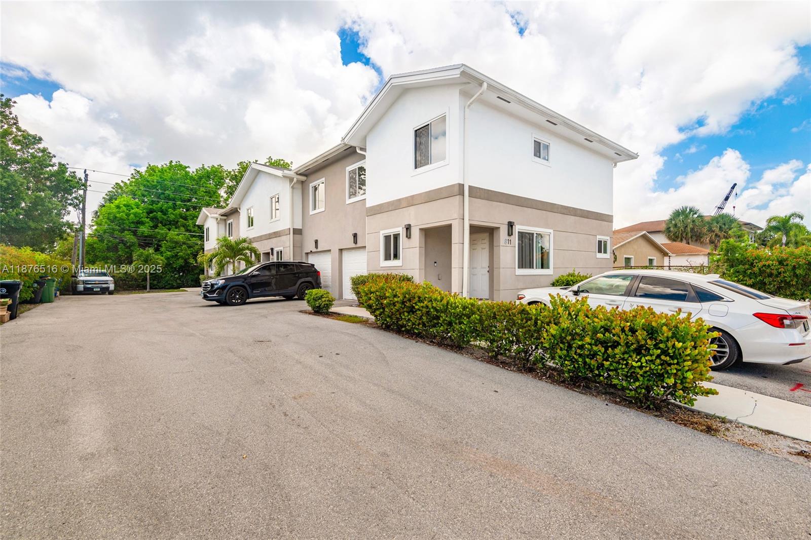 811 NW 3rd Ave #1