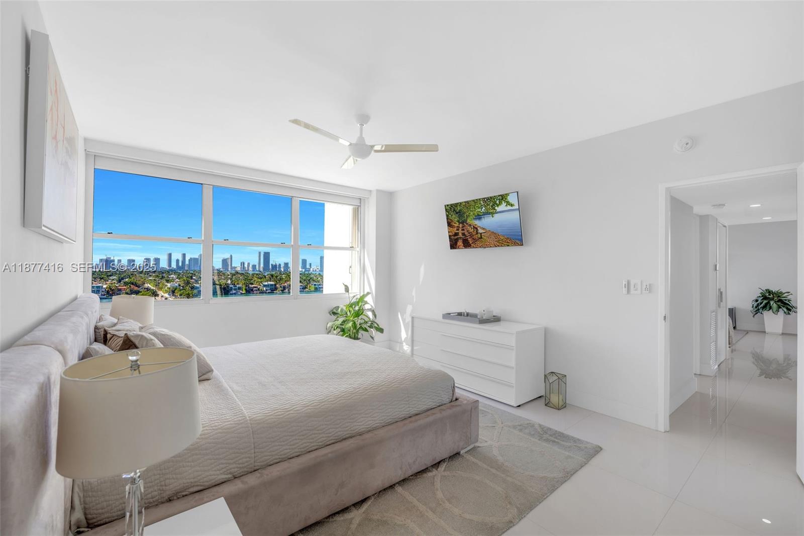3 Island Ave #10D Miami Beach, FL 33139