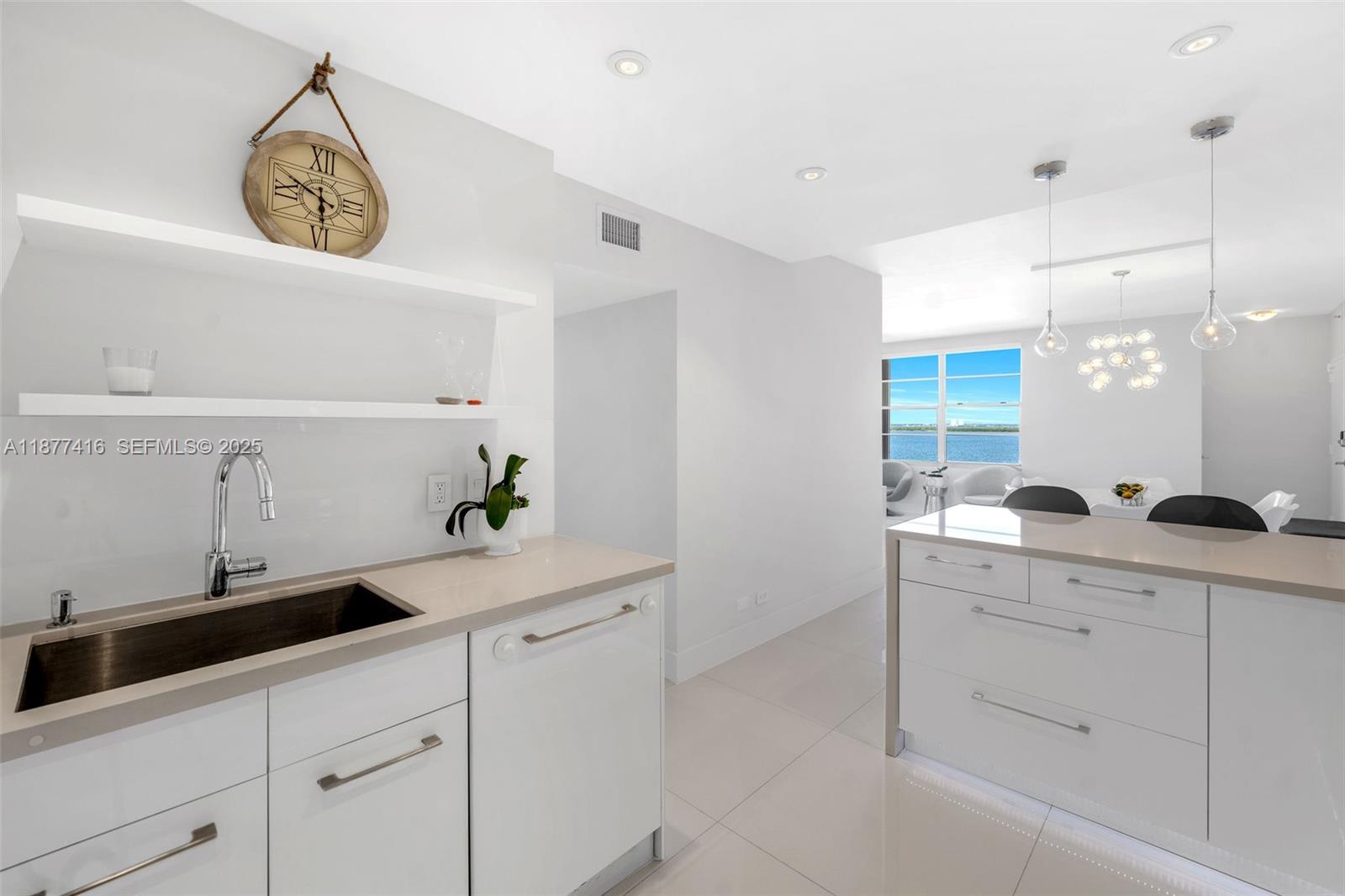 3 Island Ave #10D Miami Beach, FL 33139