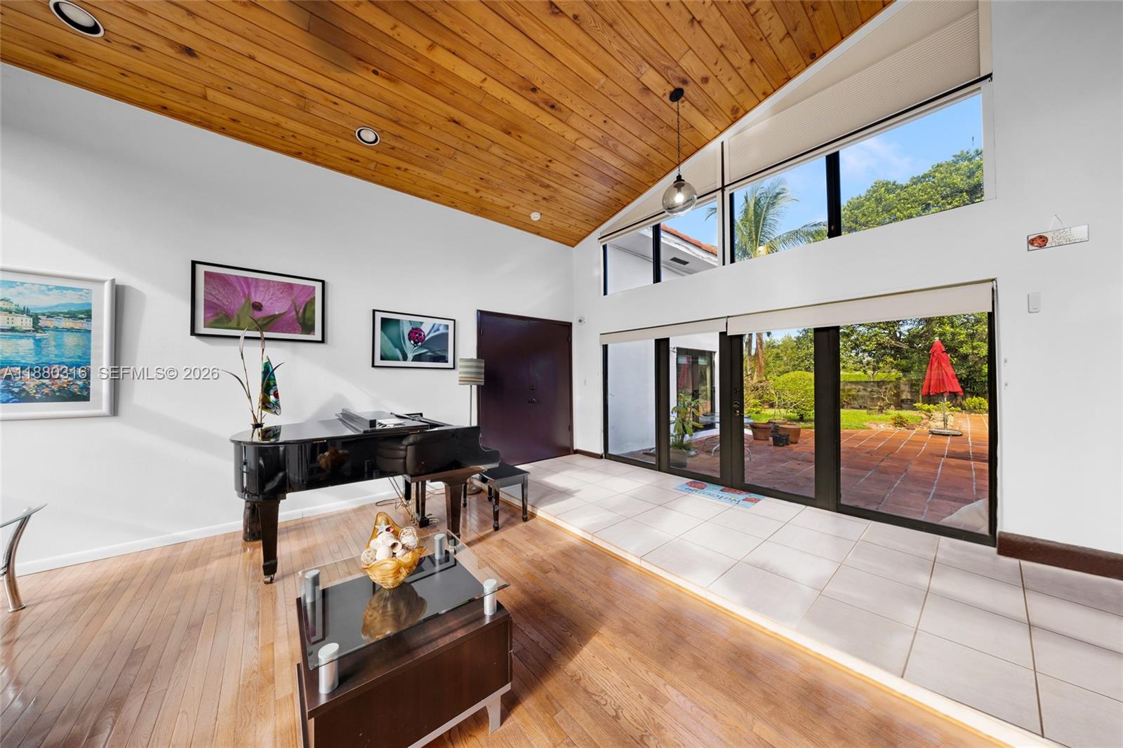 10204 SW 96th Ct Miami, FL 33176