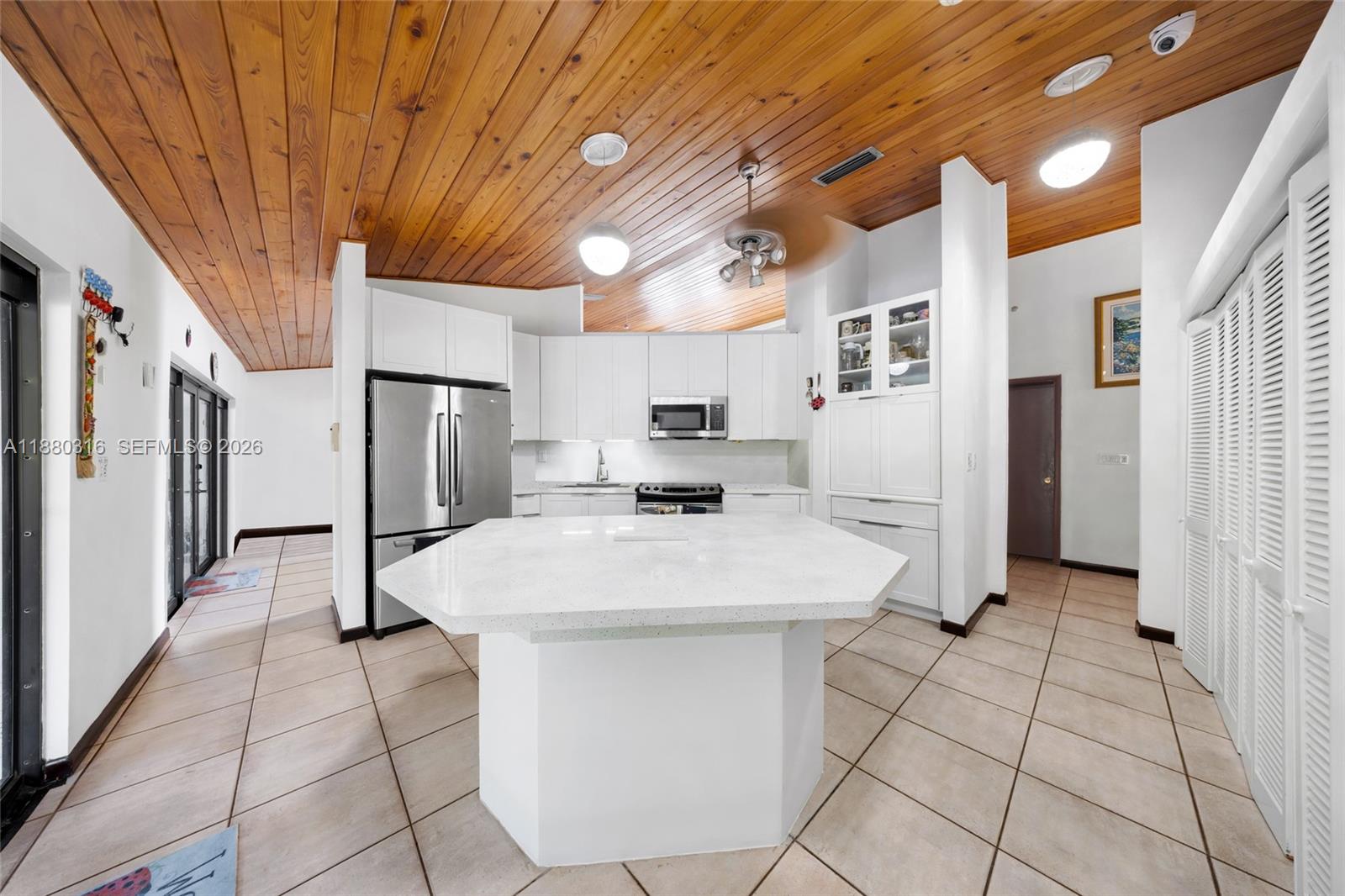 10204 SW 96th Ct Miami, FL 33176