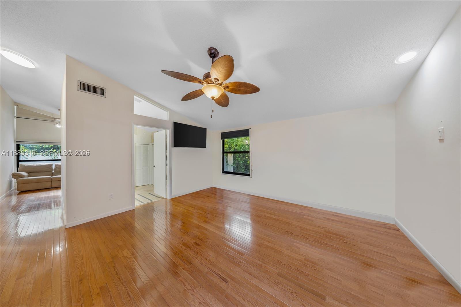 10204 SW 96th Ct Miami, FL 33176