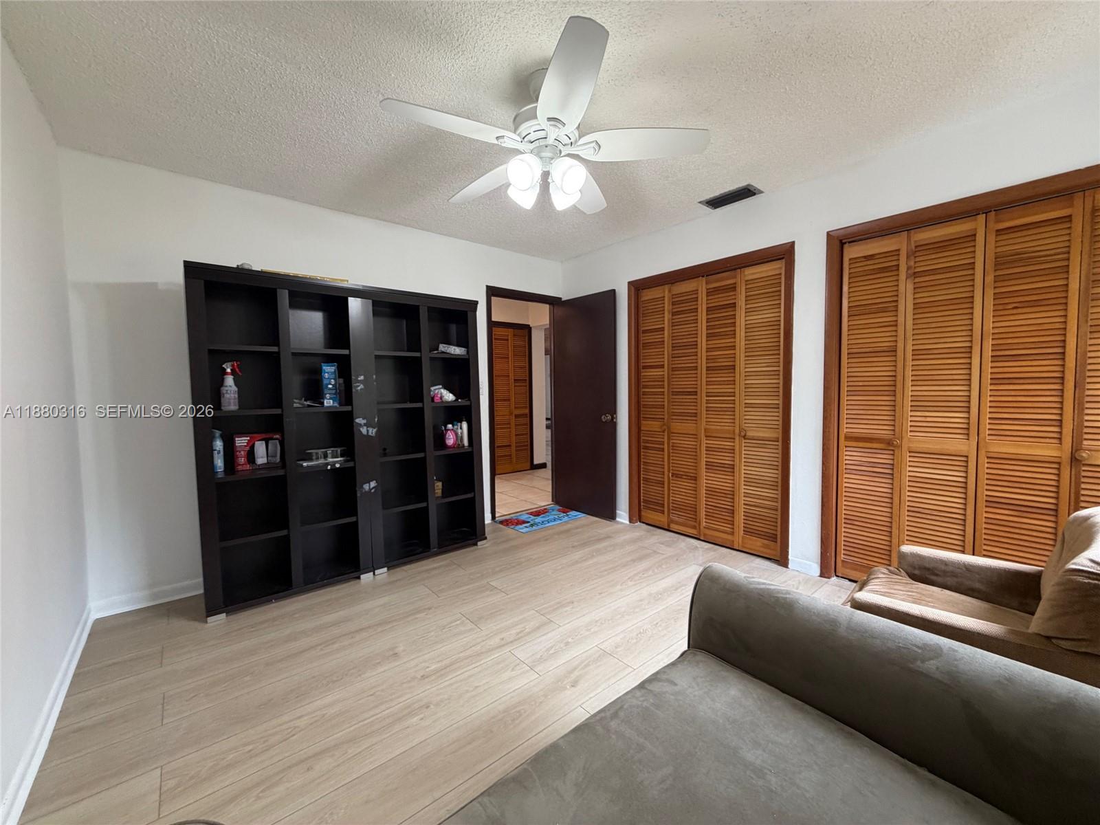 10204 SW 96th Ct Miami, FL 33176