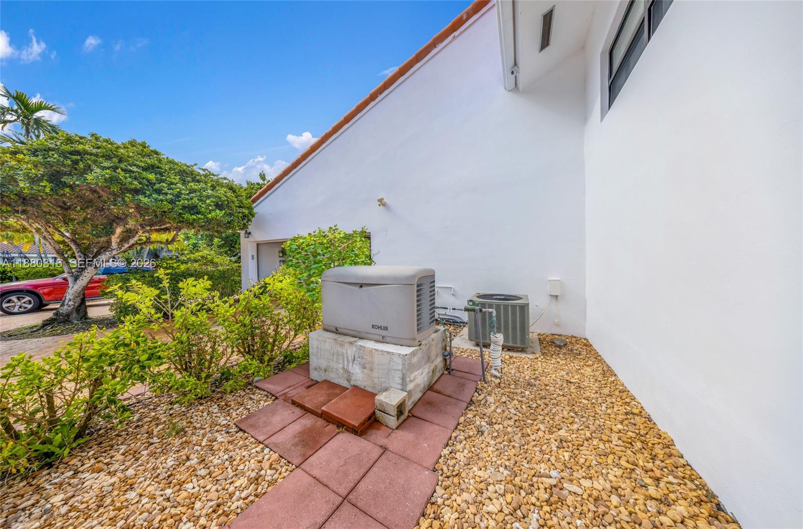 10204 SW 96th Ct Miami, FL 33176