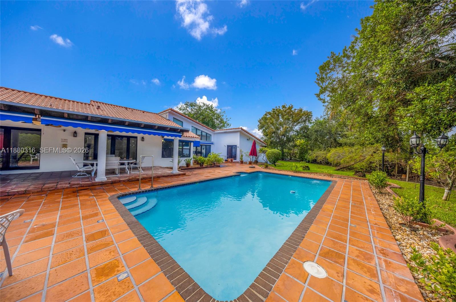 10204 SW 96th Ct Miami, FL 33176