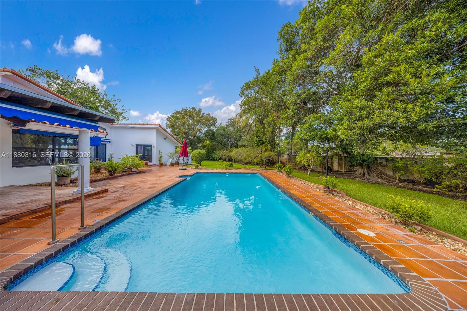 10204 SW 96th Ct Miami, FL 33176