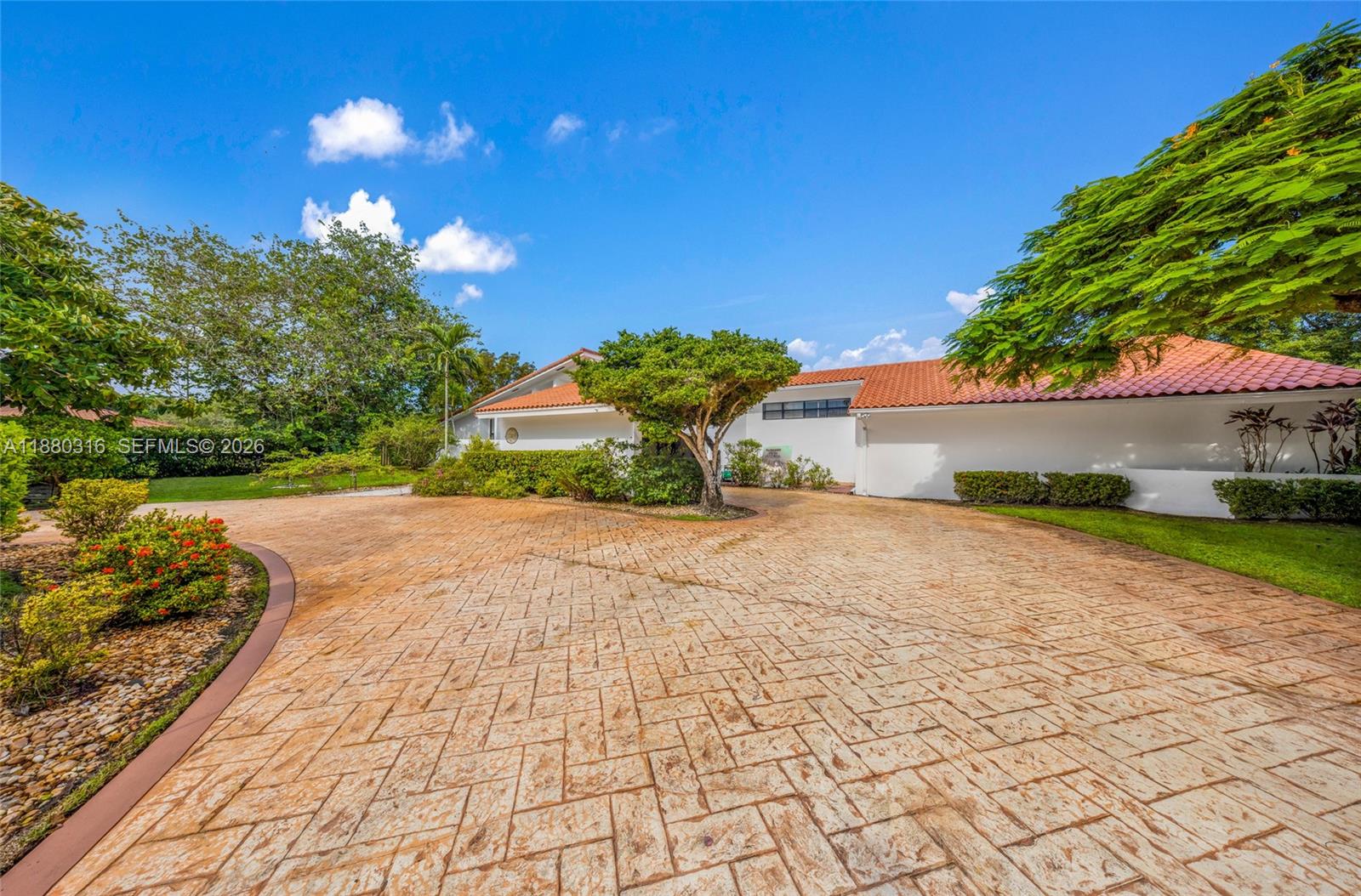 10204 SW 96th Ct Miami, FL 33176