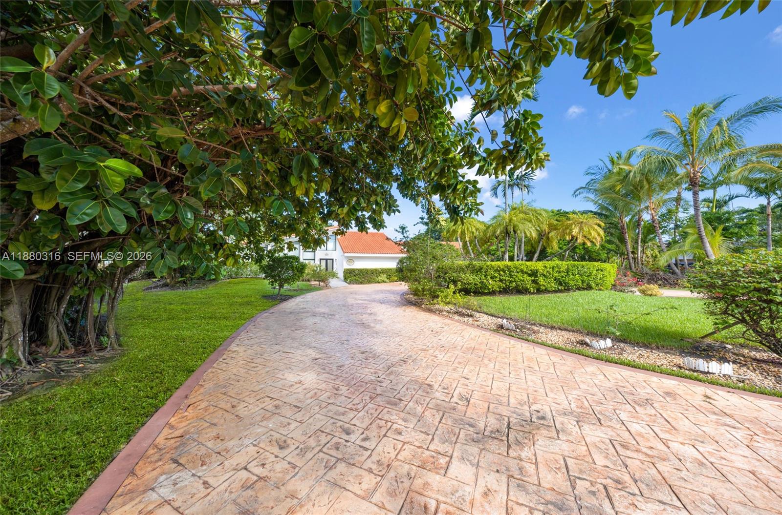 10204 SW 96th Ct Miami, FL 33176