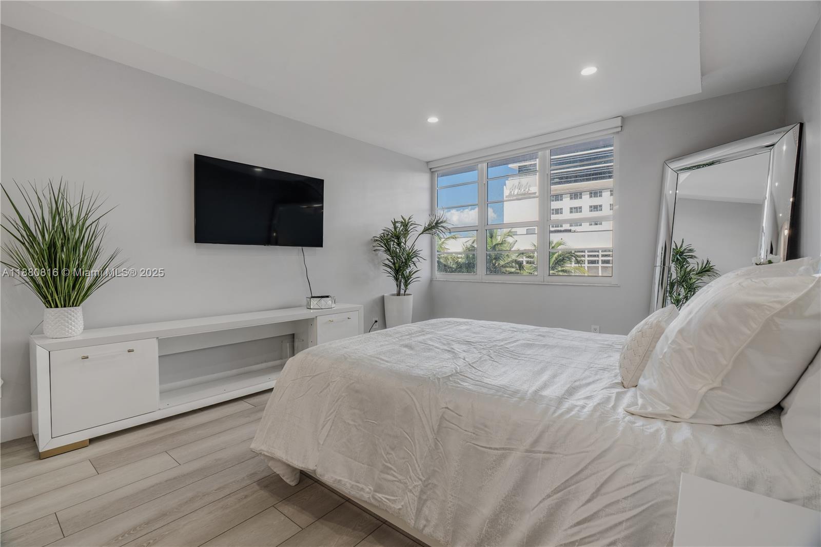 image The Decoplage Condo27