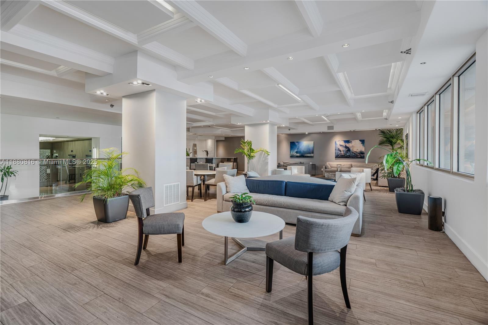 image The Decoplage Condo43