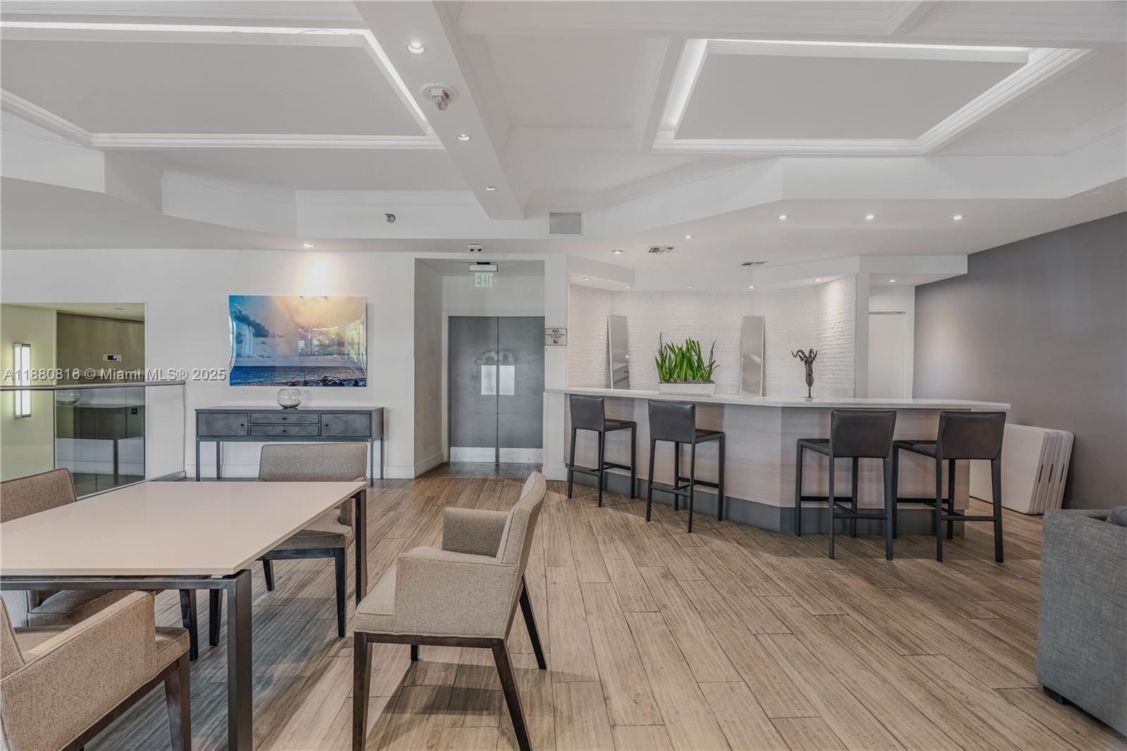 image The Decoplage Condo44