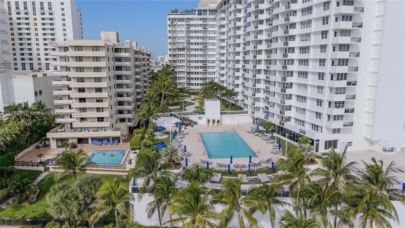 image The Decoplage Condo48