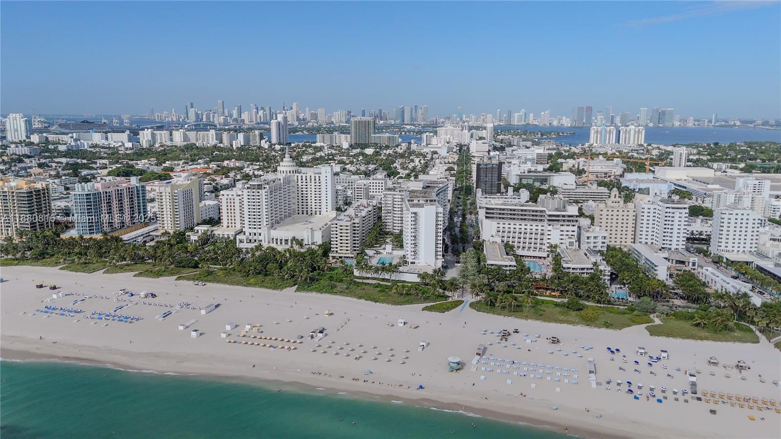 image The Decoplage Condo58