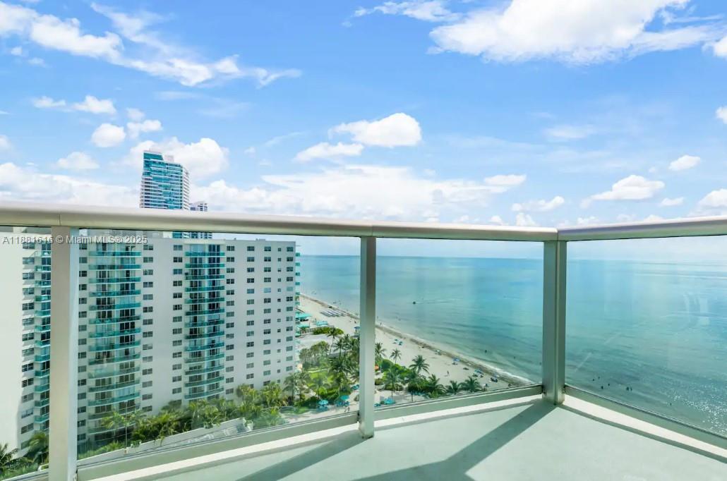 3901 S Ocean Dr #PH16D