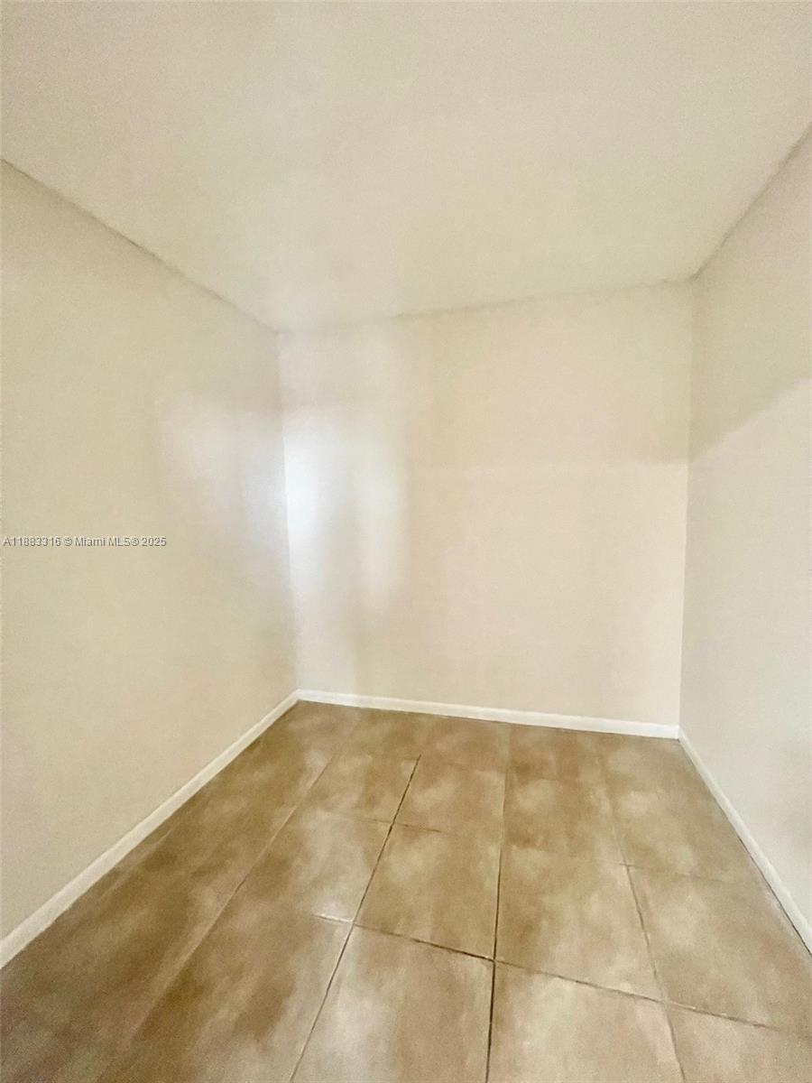 7211 W 24th Ave #2224 Hialeah, FL 33016