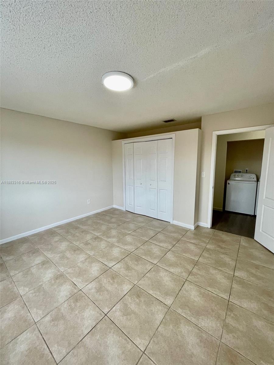 7211 W 24th Ave #2224 Hialeah, FL 33016