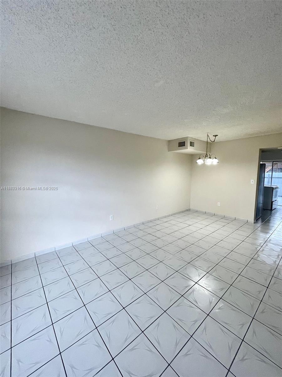 7211 W 24th Ave #2224 Hialeah, FL 33016
