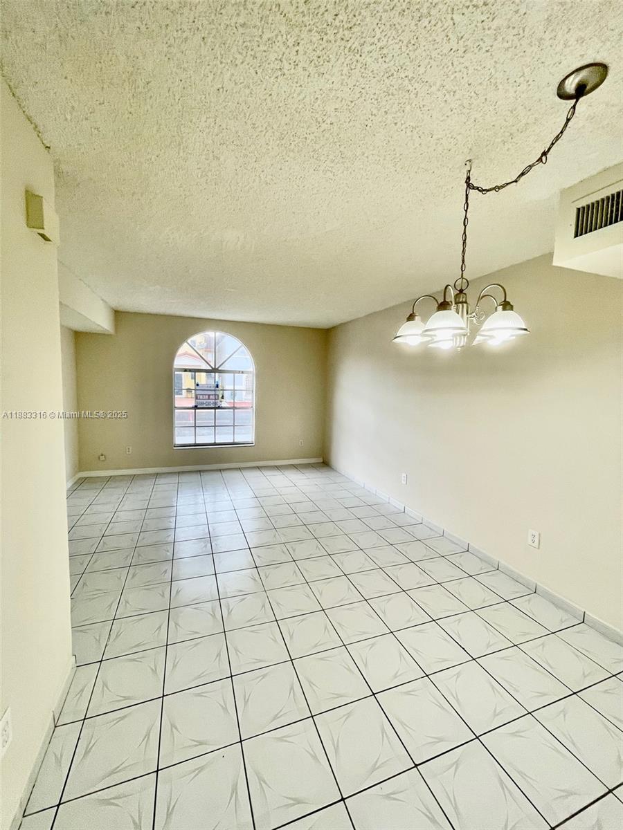 7211 W 24th Ave #2224 Hialeah, FL 33016