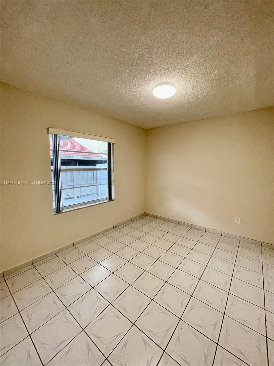 7211 W 24th Ave #2224 Hialeah, FL 33016