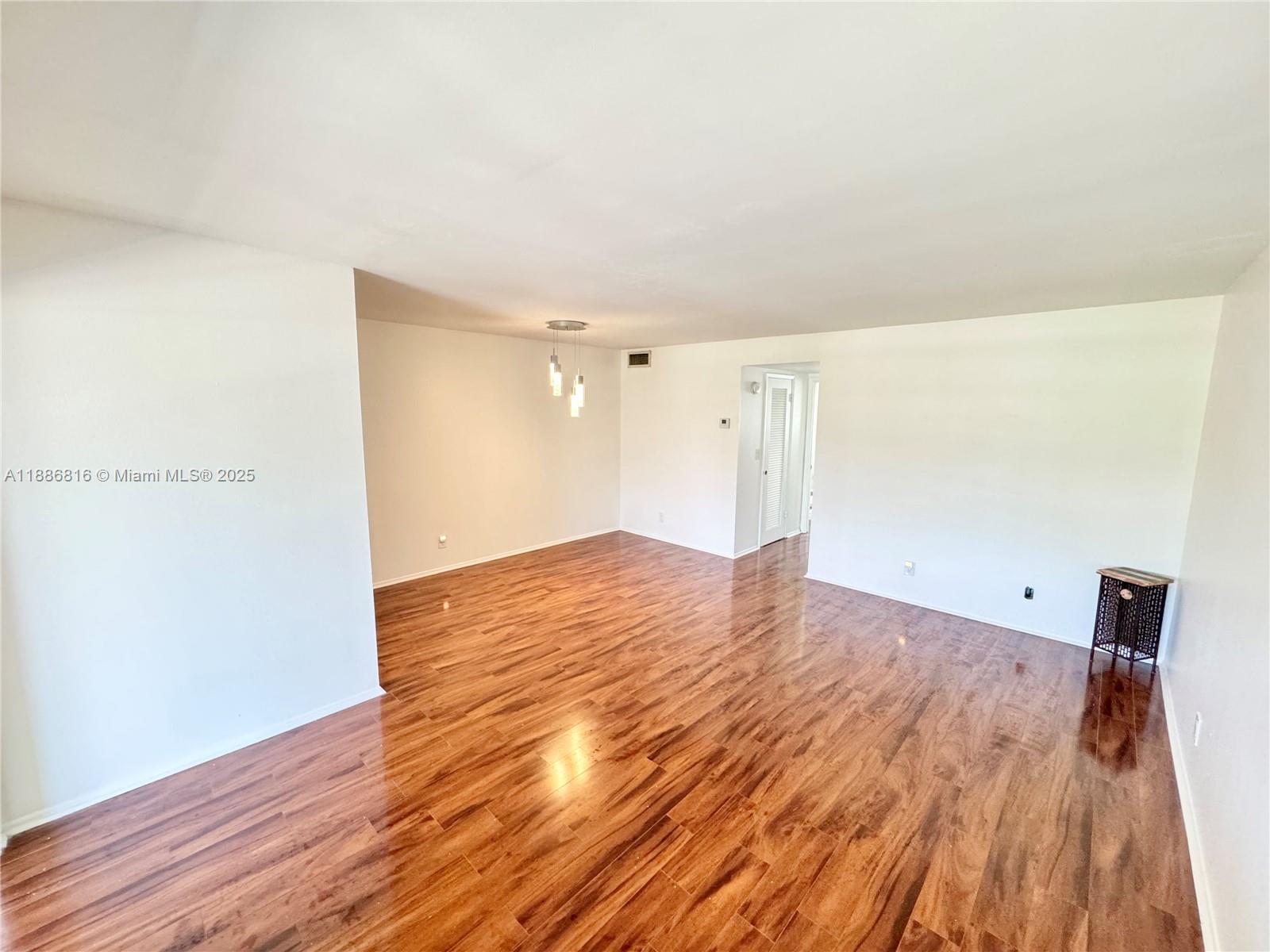 300 Layne Blvd #313