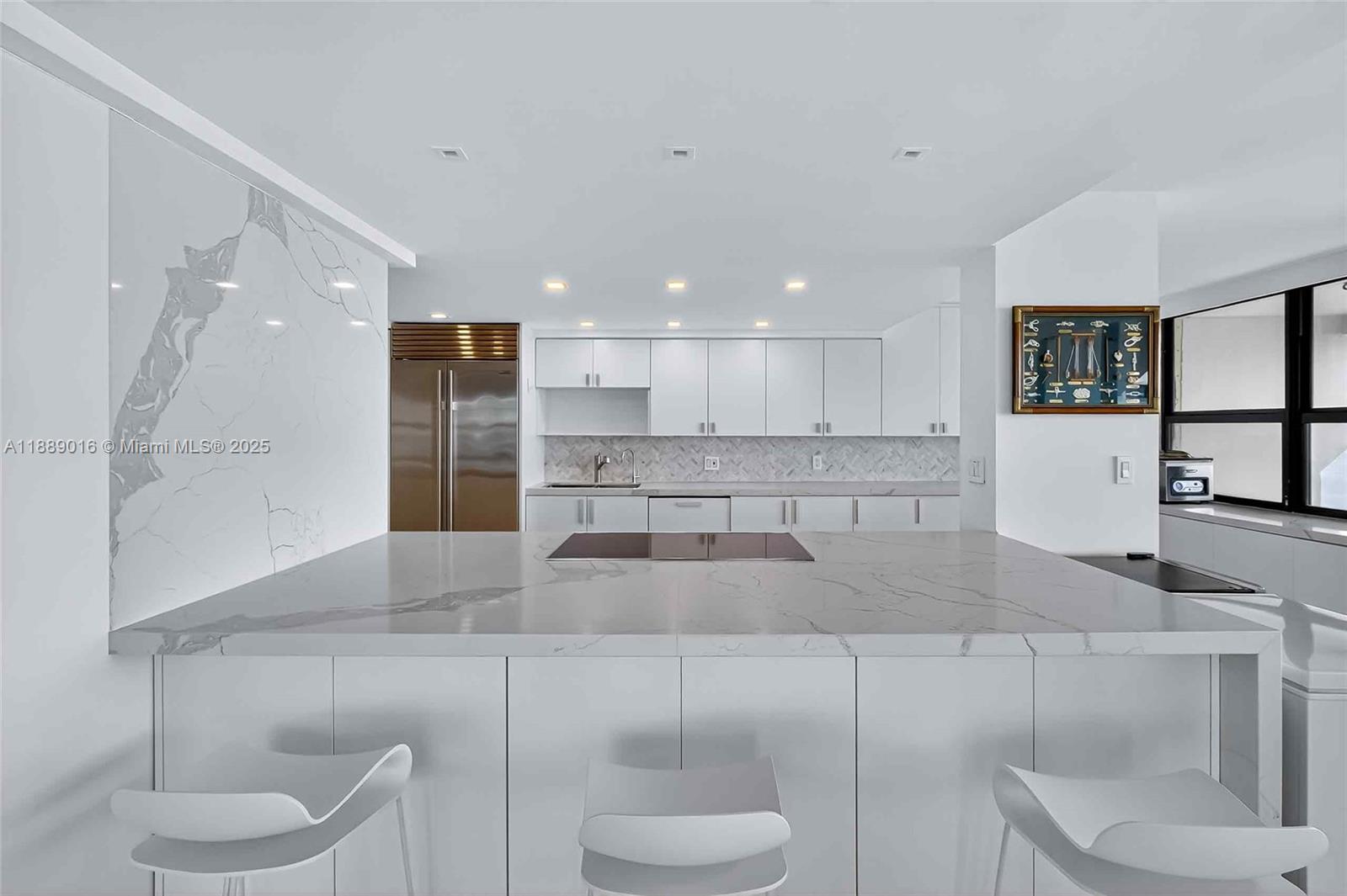 3 Grove Isle Dr #C1802 Coconut Grove, FL 33133