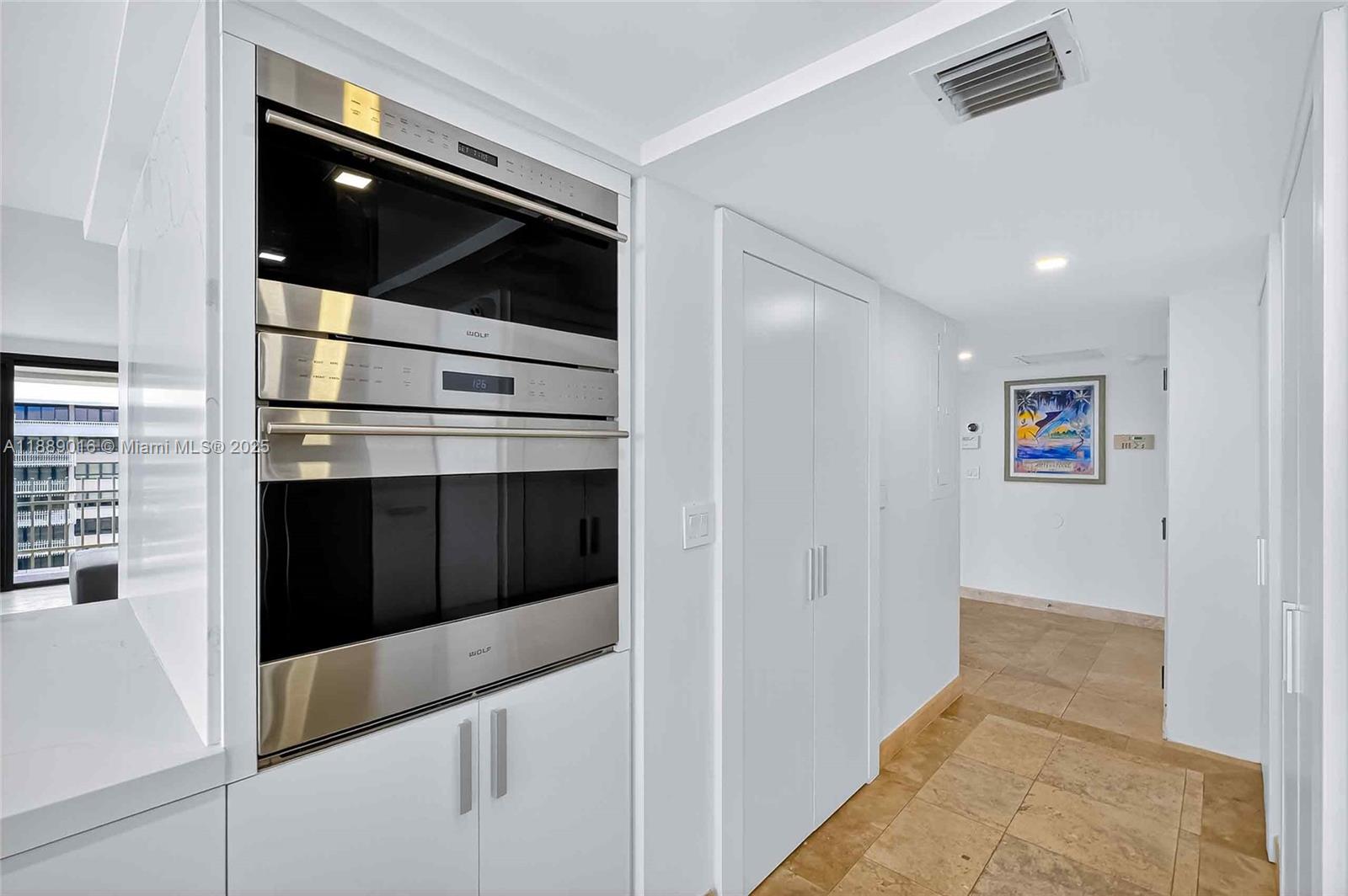 3 Grove Isle Dr #C1802 Coconut Grove, FL 33133